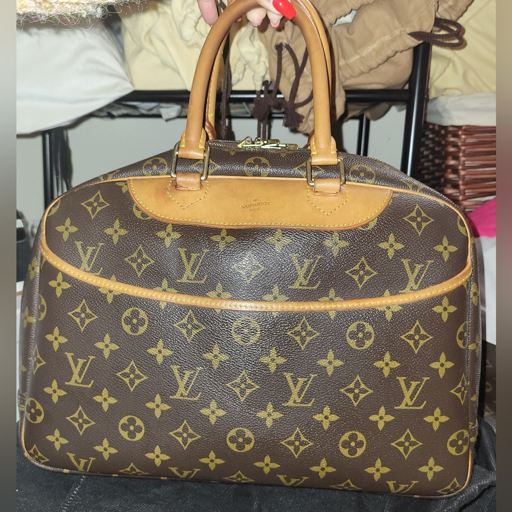 Louis Vuitton Deauville